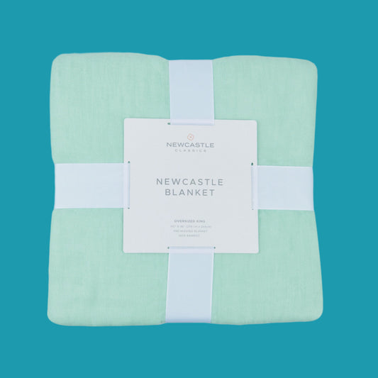 🌿 Seafoam Green Oversized King Luxury Bamboo Bed Blanket: Soft, Sustainable Comfort for Your Bedroom 🛏️